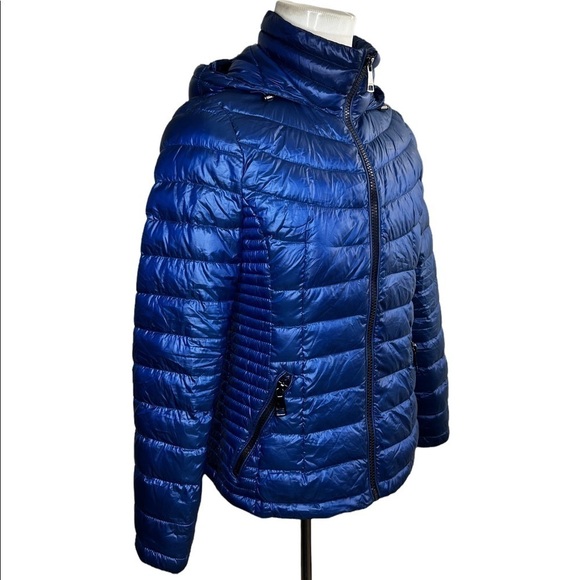 Calvin Klein Women’s Hooded Down Feathers Puffer Packable Jacket - Picture 5 of 16